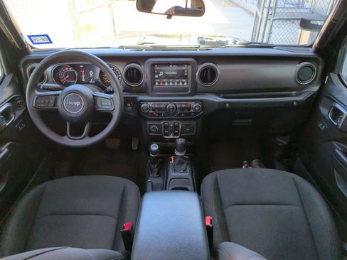 Used 2023 Jeep Wrangler Unlimited Sport AWD/4WD image 26