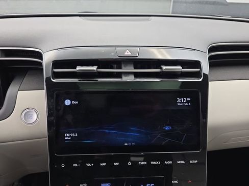 Used 2022 Hyundai Tucson Limited image 35