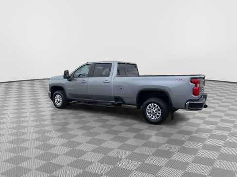 Used 2024 Chevrolet Silverado 2500 LT w/ Convenience Package AWD/4WD image 5
