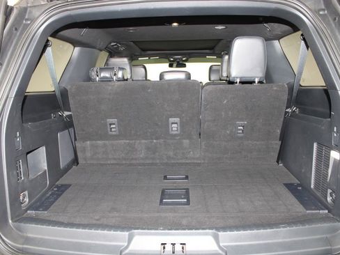 Used 2023 Ford Expedition Max Platinum image 16