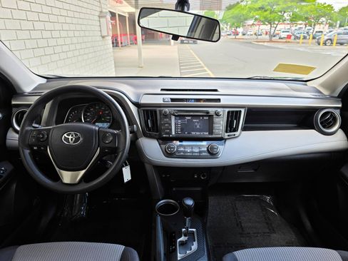 Used 2015 Toyota RAV4 XLE AWD/4WD image 16