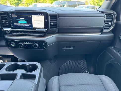 Used 2023 Chevrolet Silverado 1500 LT AWD/4WD image 23