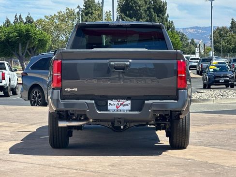 New 2026 Toyota Tacoma SR5 AWD/4WD image 5