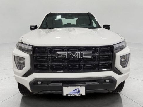Used 2023 GMC Canyon Elevation w/ Elevation Premium Package image 3