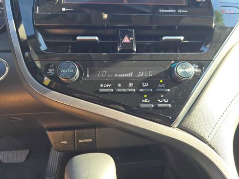 Certified 2024 Toyota Camry SE image 28