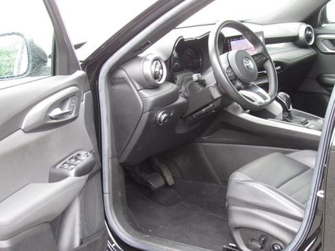 Used 2024 Alfa Romeo Tonale Ti w/ Active Assist Package AWD/4WD image 9
