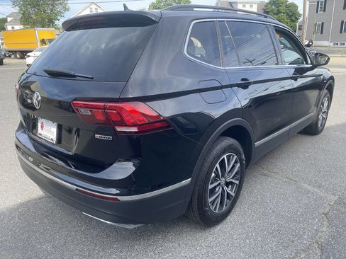 Used 2020 Volkswagen Tiguan SE image 8