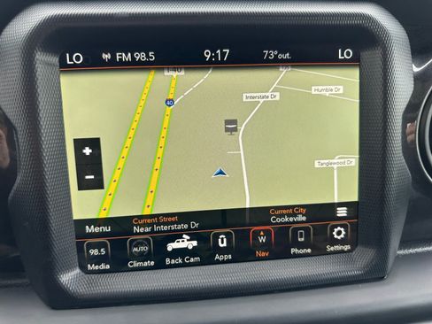 Used 2020 Jeep Gladiator Sport AWD/4WD image 21