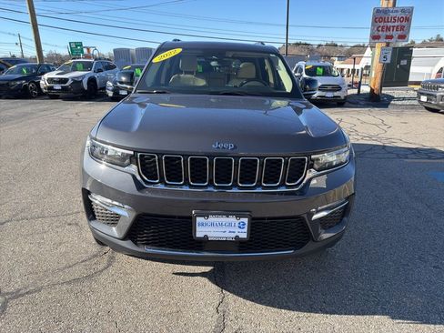 Certified 2022 Jeep Grand Cherokee Limited image 28
