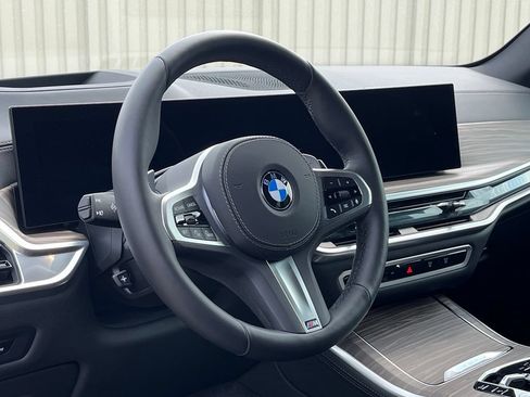 Certified 2026 BMW X5 xDrive40i w/ M Sport Package AWD/4WD image 19