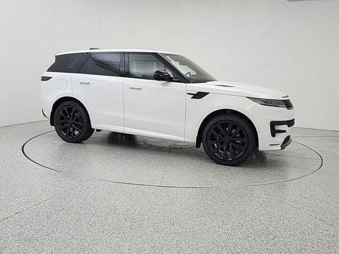 New 2026 Land Rover Range Rover Sport Dynamic SE AWD/4WD image 3