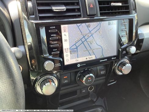 Used 2022 Toyota 4Runner TRD Off-Road Premium image 8