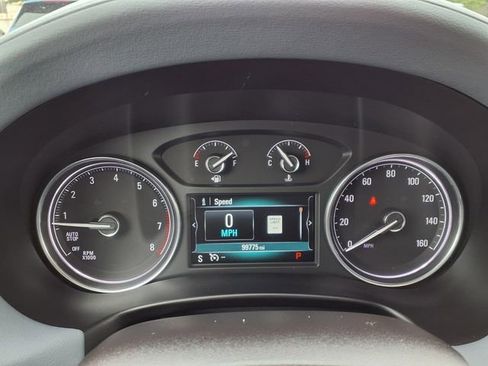 Used 2018 Buick Enclave Essence w/ Trailering Package FWD image 11