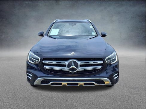 Used 2022 Mercedes-Benz GLC 300 4MATIC image 2