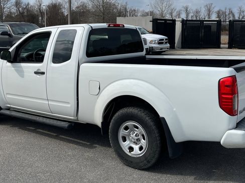 Used 2019 Nissan Frontier S image 6