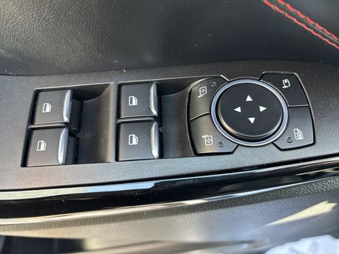 Used 2023 Ford Explorer ST-Line w/ Class IV Trailer Tow Package image 18