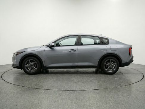 Used 2025 Kia K4 FWD image 5