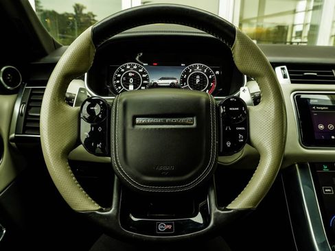 Used 2020 Land Rover Range Rover Sport SVR AWD/4WD image 14