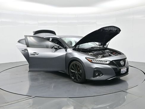 Used 2021 Nissan Maxima SR w/ Sport Mat Group image 30