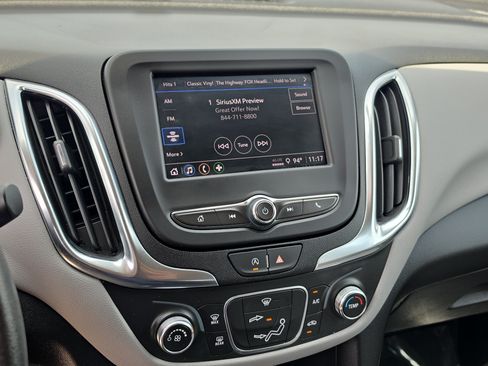 Certified 2024 Chevrolet Equinox LS w/ LS Convenience Package FWD image 23