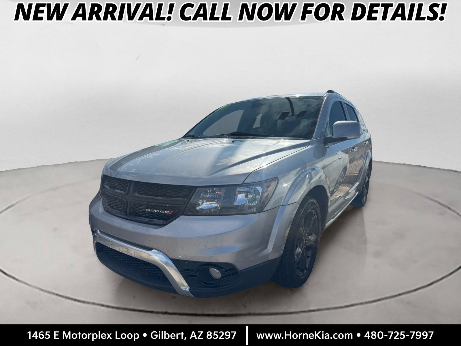 Used 2020 Dodge Journey Crossroad FWD image 1