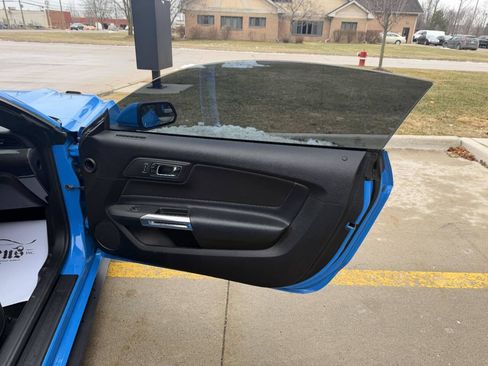 Used 2017 Ford Mustang GT image 26