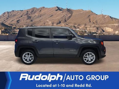 Used 2023 Jeep Renegade Latitude AWD/4WD image 6