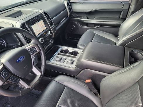 Used 2019 Ford Expedition XLT w/ Equipment Group 202A image 12