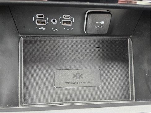 Used 2024 Jeep Grand Cherokee L Limited w/ Luxury Tech Group II AWD/4WD image 24