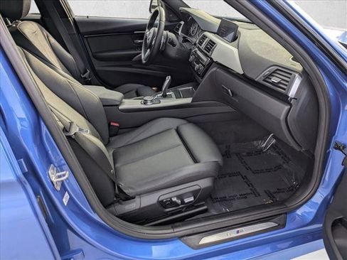 Used 2018 BMW 330e w/ M Sport Package image 21