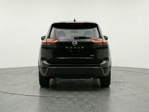 Used 2025 Nissan Rogue SV image 7