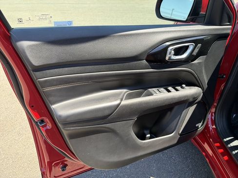 Used 2022 Jeep Compass Limited w/ (RED) Package AWD/4WD image 10