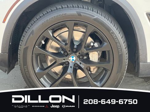 Used 2023 BMW X5 xDrive40i AWD/4WD image 31