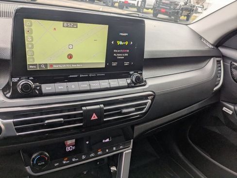 Used 2023 Kia Seltos SX image 2