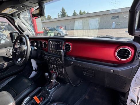 Used 2018 Jeep Wrangler Unlimited Rubicon image 9