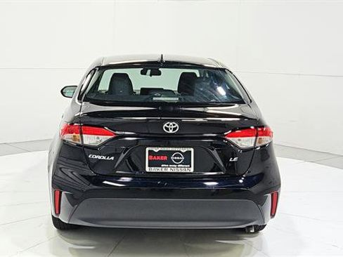 Used 2025 Toyota Corolla LE FWD image 7