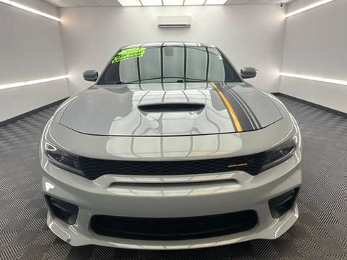 Used 2022 Dodge Charger Scat Pack RWD image 2