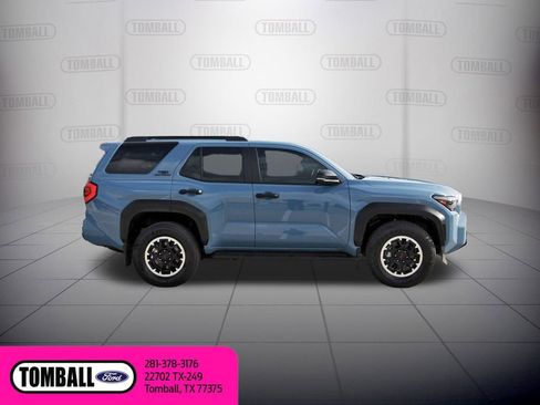 Used 2025 Toyota 4Runner TRD Off-Road Premium AWD/4WD image 8