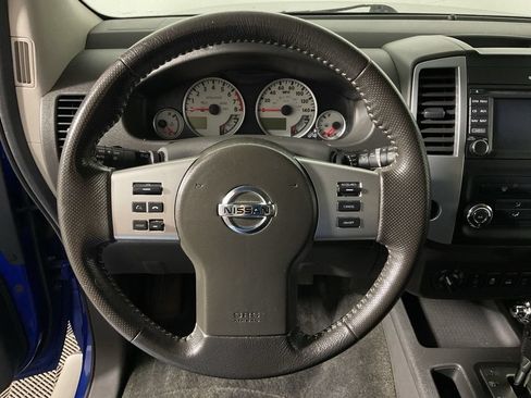Used 2015 Nissan Xterra PRO-4X AWD/4WD image 25