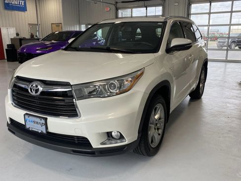 Used 2015 Toyota Highlander Limited AWD/4WD image 6