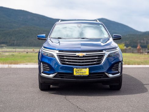Used 2022 Chevrolet Equinox Premier AWD/4WD image 2