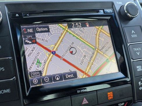 Used 2016 Toyota Camry XLE w/ Moonroof Package image 15