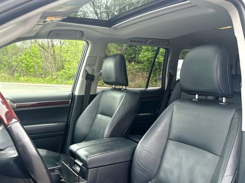 Used 2018 Lexus GX 460 Premium w/ Premium Package AWD/4WD image 21