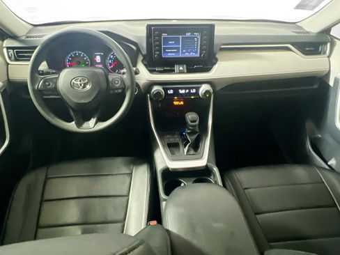 Used 2019 Toyota RAV4 XLE FWD image 29