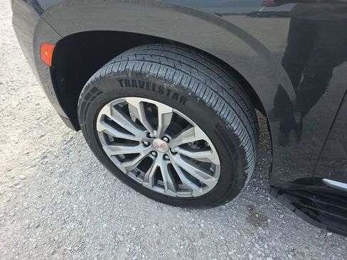 Used 2021 GMC Yukon Denali w/ LPO, Illumination Package image 29