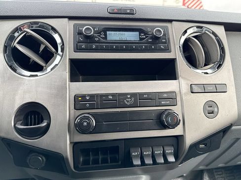 Used 2023 Ford F650 2WD Regular Cab Super Duty image 18