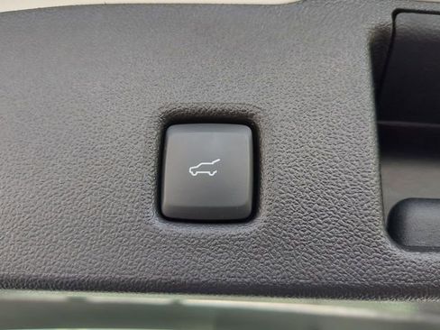 Used 2025 Ford Escape ST-Line w/ Equipment Group 301A image 14