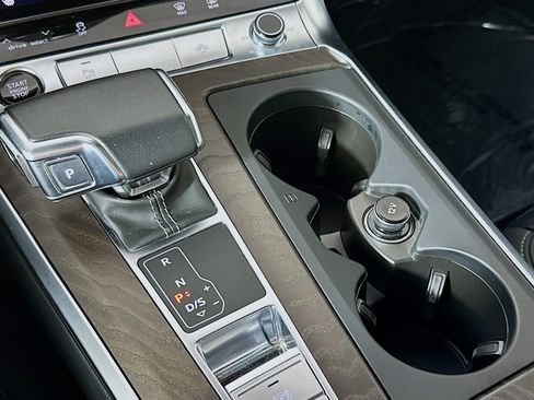 Used 2023 Audi A6 3.0T Premium w/ Convenience Package image 7