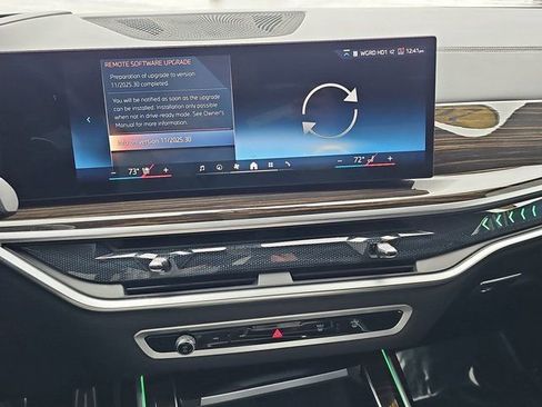 Used 2024 BMW X7 xDrive40i w/ M Sport Package image 22