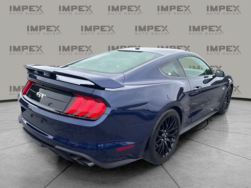 Used 2018 Ford Mustang GT Premium w/ GT Performance Package RWD image 3
